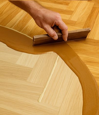 Especialista em acabamentos e vernizes para pisos